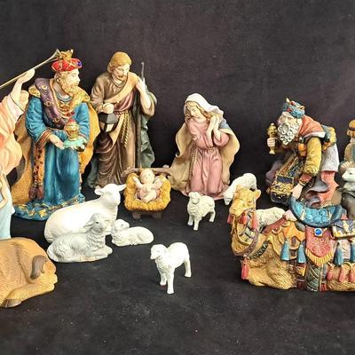 Nativity Figurines 
