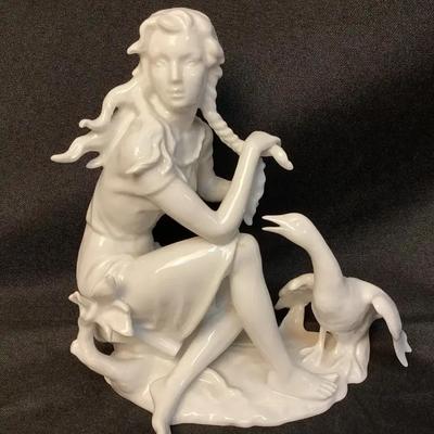 Kaiser Goose Girl-Porcelain 
