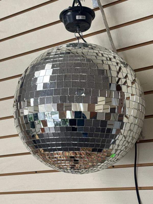 Sale Photo Thumbnail #29