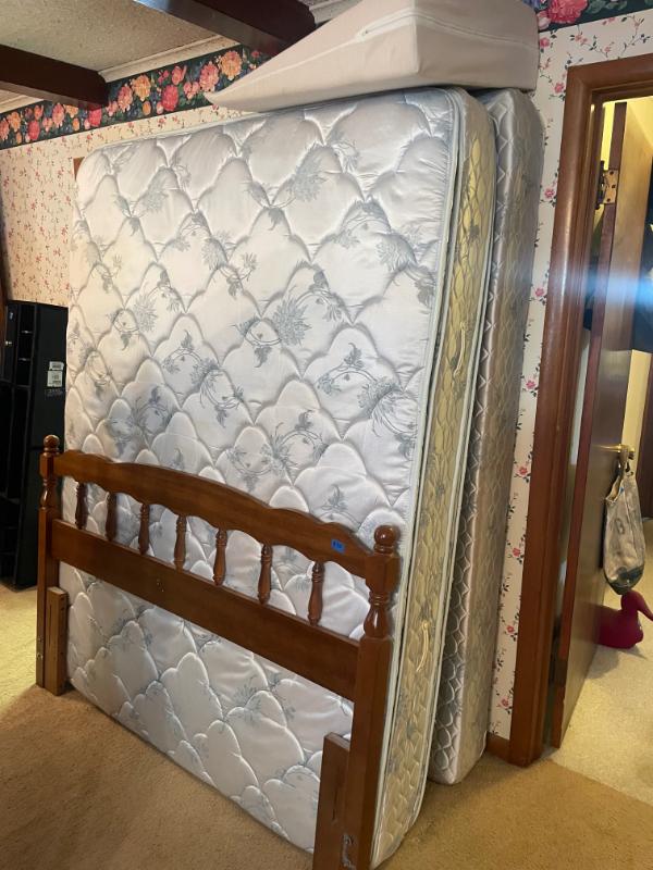 Sale Photo Thumbnail #12