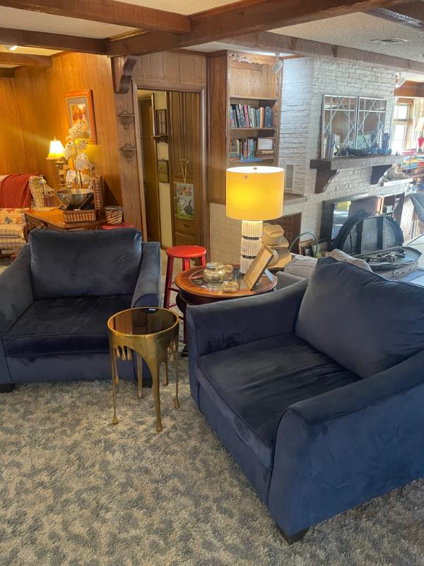 Sale Photo Thumbnail #5