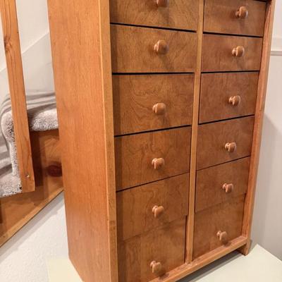 Sale Photo Thumbnail #114