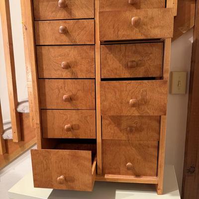 Sale Photo Thumbnail #112