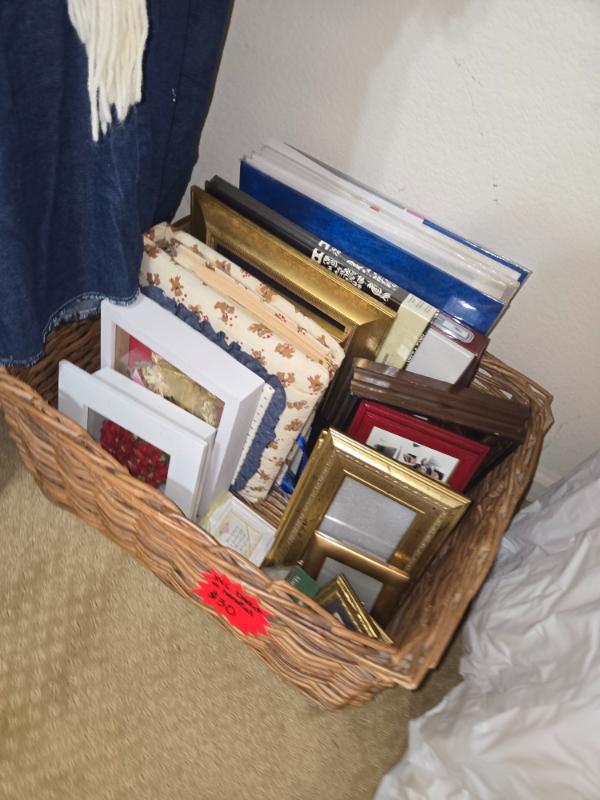 Sale Photo Thumbnail #12