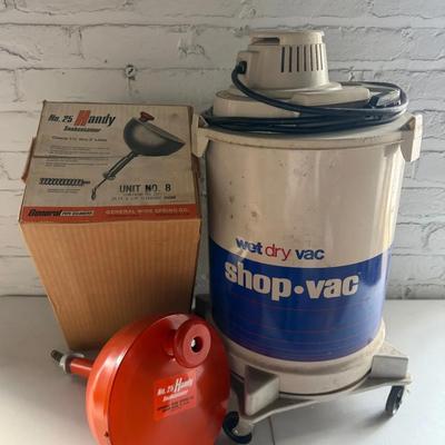 Shop Vac and Snakentainer 