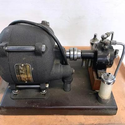 Physics Laboratory Rotator Motor / Vacuum Compressor 