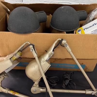 Sears Craftsman Work lights with Photo bulbs, clamps and sockets 