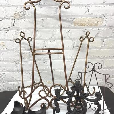Metal Display Stands With Candleholders 