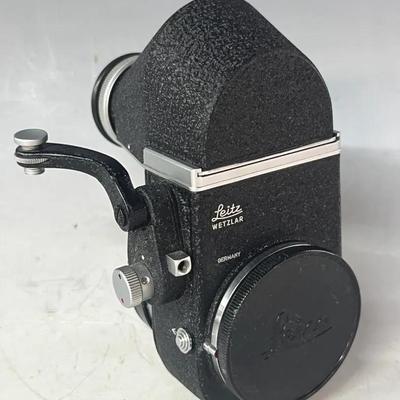 Leica Visoflex II Reflex Housing and Prism Finder