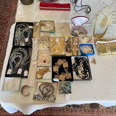 Sale Photo Thumbnail #22