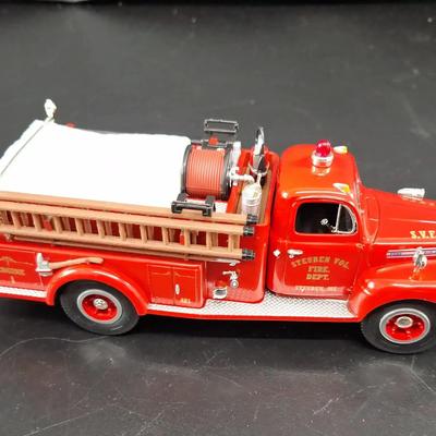 1st Gear 1951 Ford F-7 Steuben Vol. Fire Dept. Fire Truck - NIB - 1/43 Scale 
