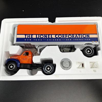 Eastwood Automobilia Transportation Collectables - The Lionel Corporation 1/43 
