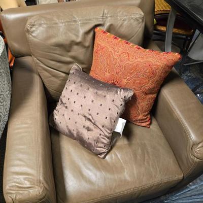 Sale Photo Thumbnail #19