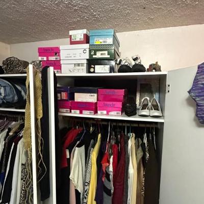 Sale Photo Thumbnail #173