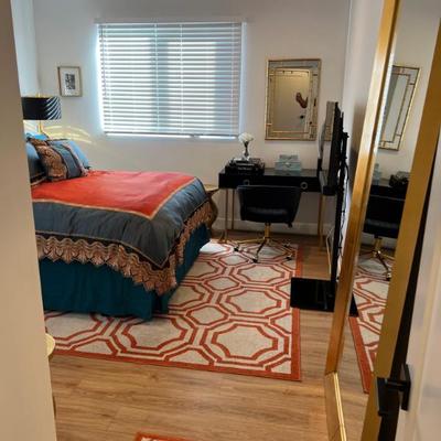 Sale Photo Thumbnail #96