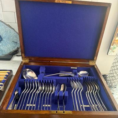 Sale Photo Thumbnail #38