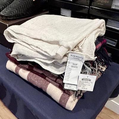 Sale Photo Thumbnail #191