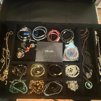 Sale Photo Thumbnail #72