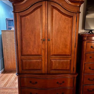 Sale Photo Thumbnail #18