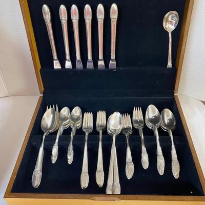 Sale Photo Thumbnail #59