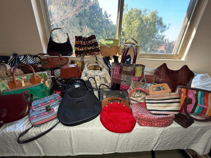 Sale Photo Thumbnail #4