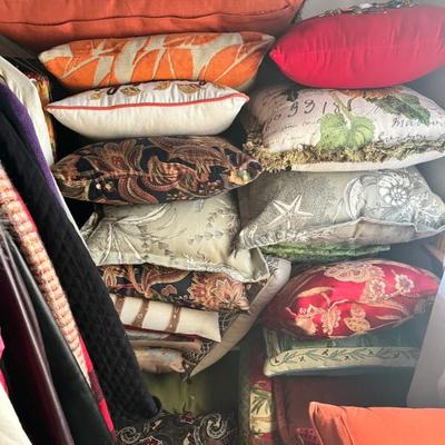 Sale Photo Thumbnail #109