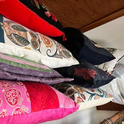 Sale Photo Thumbnail #110