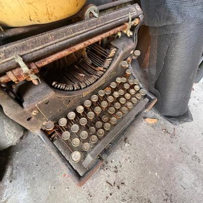 Sale Photo Thumbnail #231