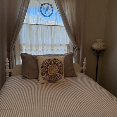 Sale Photo Thumbnail #180