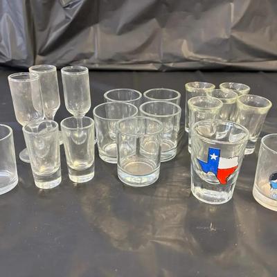 Shot Glasses From Eary 19th Century To Mid - 20th Century 