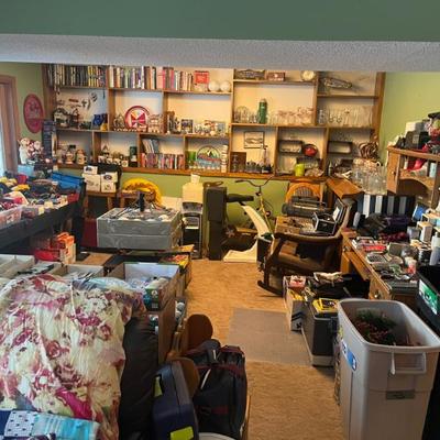 Estate sale photo