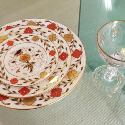 Sale Photo Thumbnail #77: ROYAL CROWN DERBY ASIAN ROSE CHINA