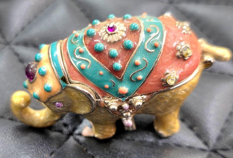 Sale Photo Thumbnail #85