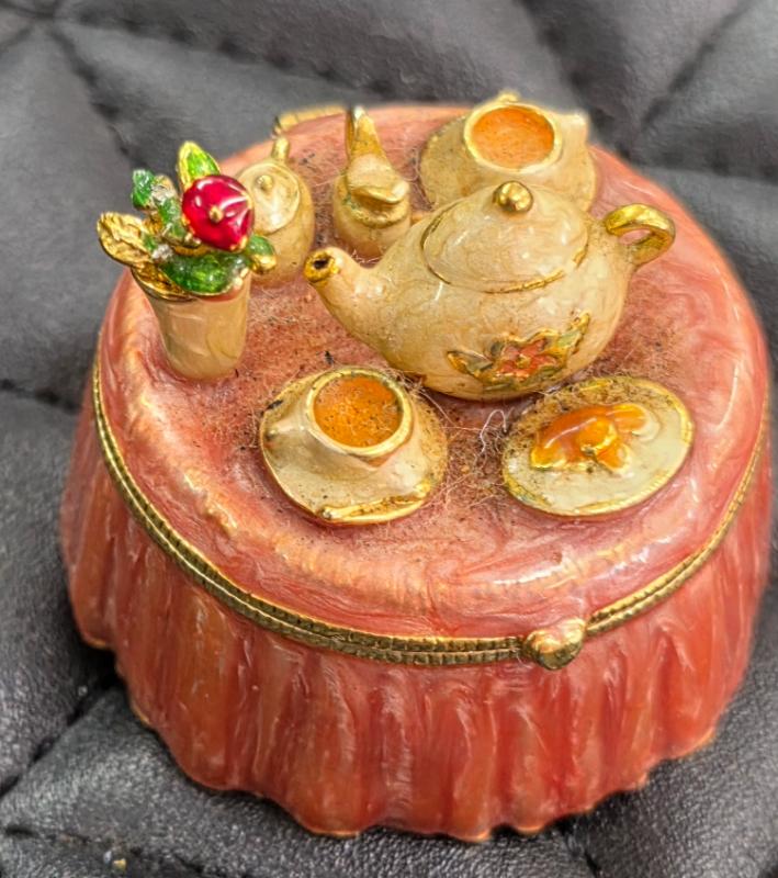 Sale Photo Thumbnail #90