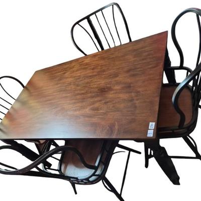 Sale Photo Thumbnail #526