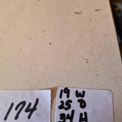 Sale Photo Thumbnail #320