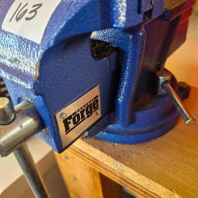 Sale Photo Thumbnail #300