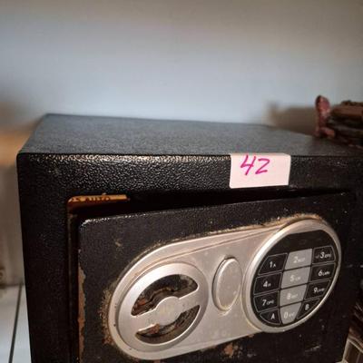 Sale Photo Thumbnail #64