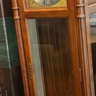 Seth Thomas Grandfather Clock – Solid Wood, Moon Phase Dial