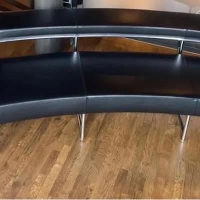 Luminaire Eileen Gray, Monte Carlo Leather and Chrome Curved Sofa