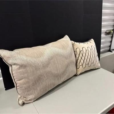 3 Decorative Pillows
