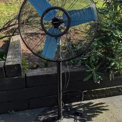 Floor Fan-6 Feet Tall 