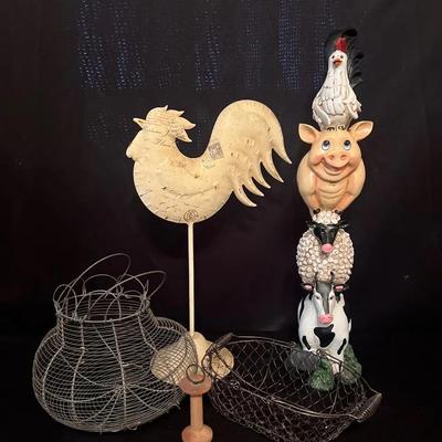 Rooster Metal Decor, Wire Baskets, 