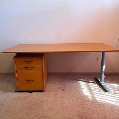 Office Desk With Detached Filing Cabinet