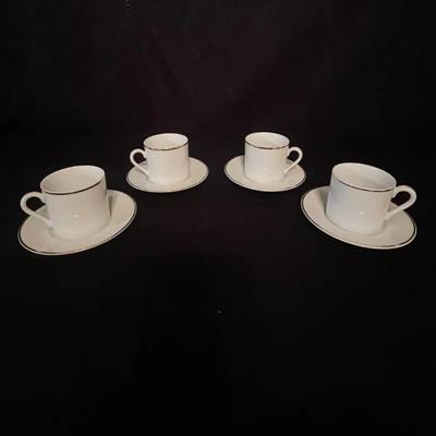 4 Espresso Cups With Saucers Gold tone rim