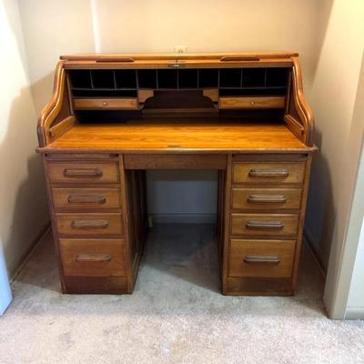 Wooden Roll-top Desk
