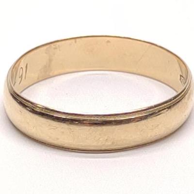 Sale Photo Thumbnail #215: 14K Yellow Gold 4.5mm Band Ring (sz 9)