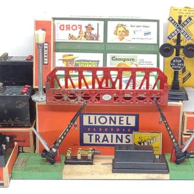 Sale Photo Thumbnail #250: Vintage Lionel Train Accessories (Incl. Pre-War)