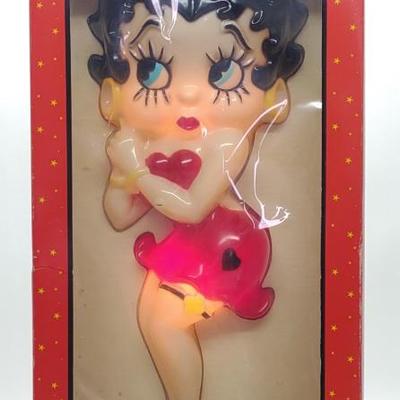 Sale Photo Thumbnail #238: 1992 Betty Boop Lighted Blow Mold Wall Sculpture