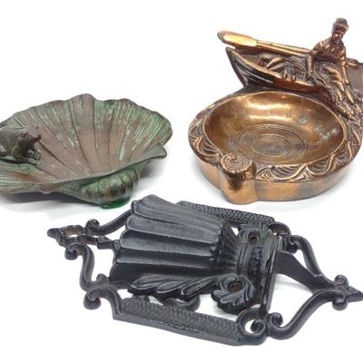 Sale Photo Thumbnail #571: Art Deco Figural Ashtrays & Matchstick Holder